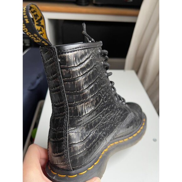 DR. MARTENS 1460 Women's Croc Emboss Leather Lace Up Boots - Gunmetal Wild Croc - Picture 4 of 12